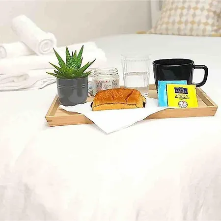 16 Near Eiffel Tower 아파트 *